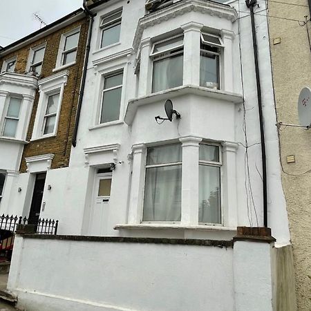 Apartament Elmdene Road Londyn Zewnętrze zdjęcie